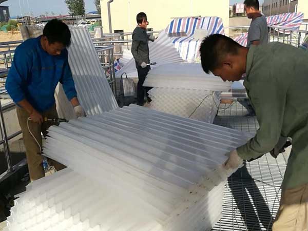 斜管填料安裝程序